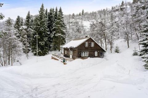 Koselig hytte med sjel på fjellet :) House in Rogaland