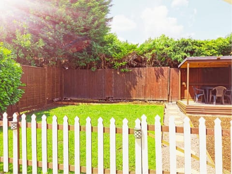 Patio, Spring, Day, Garden, Garden view