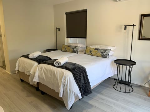 Avenues Guest House Bed and Breakfast in Stellenbosch