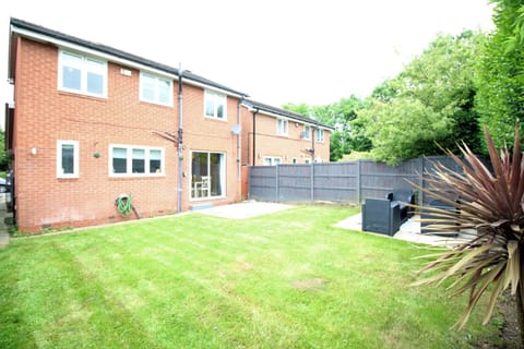 Property building, Garden, Garden