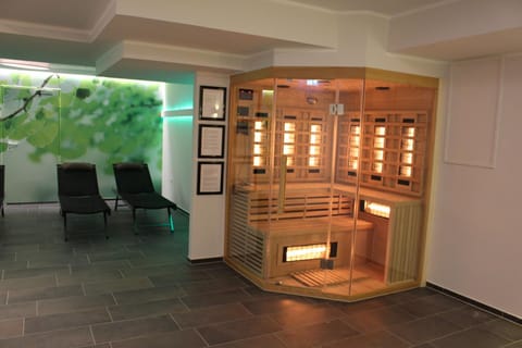 Sauna, Spa and wellness centre/facilities