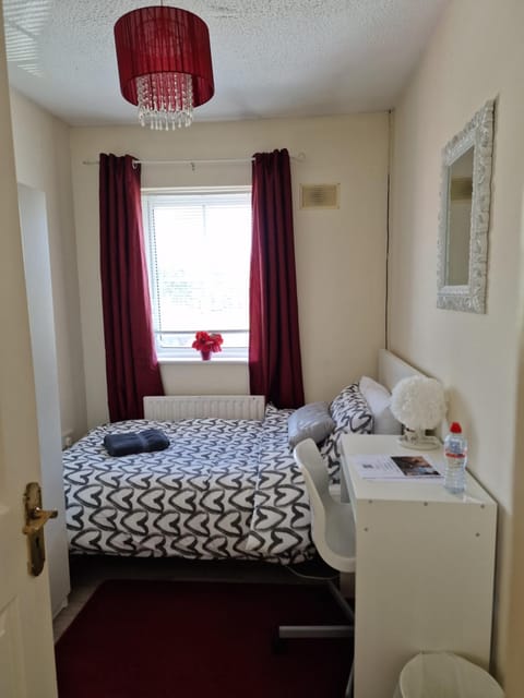 Females Only - Private Bedrooms in Dublin Vacation rental in Dublin