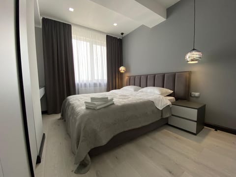 Minimalist Style Apartment with Best Location Condo in Chișinău