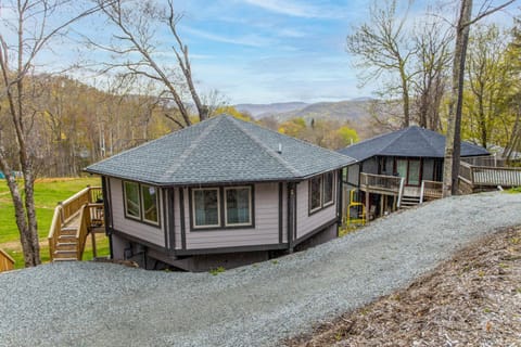 Sugar Express House in Sugar Mountain