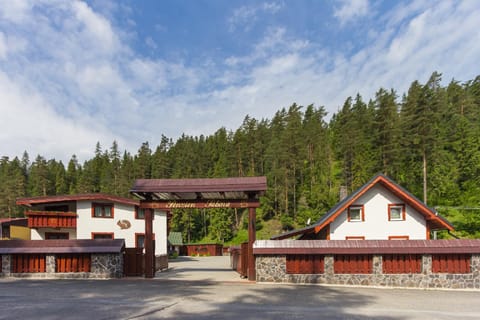 Property building, Facade/entrance, Neighbourhood