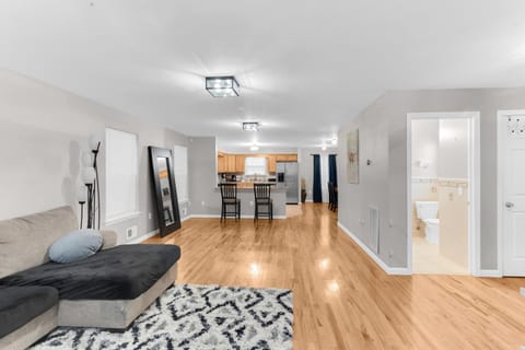 NYC & Downtown Newark Commuter Dream Stay Vacation rental in Kearny