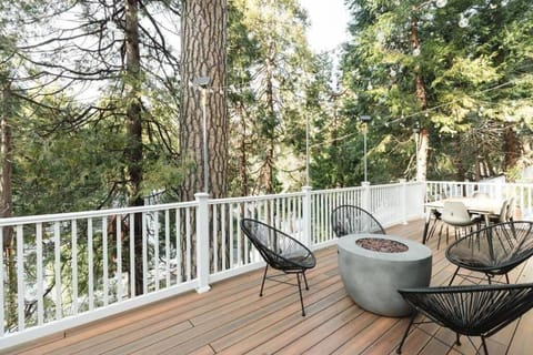 The Chalet at Orchard Bay House in Lake Arrowhead