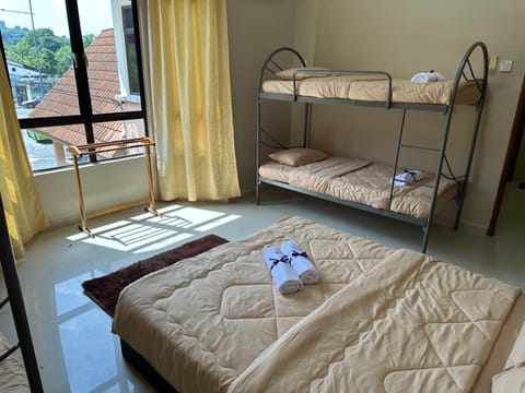 GS HOMESTAY WHOLE VILLA Villa in Penang