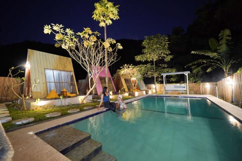 Property building, Night, Garden, Garden view, Pool view, Swimming pool