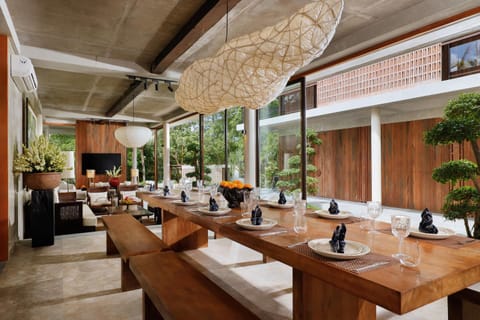 Communal lounge/ TV room, TV and multimedia, Seating area, Evening entertainment, Breakfast