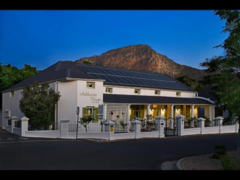 Ashbourne Boutique Guest House Bed and Breakfast in Franschhoek