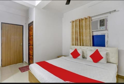 HOTEL SKR Hotel in Varanasi