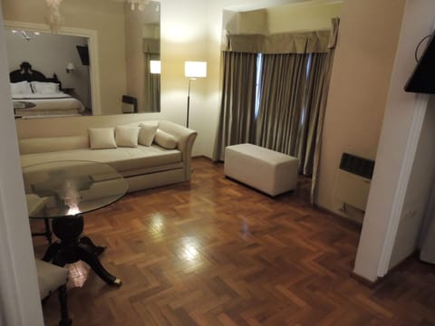 GM Rooms Rental Suites Hotel in La Rioja