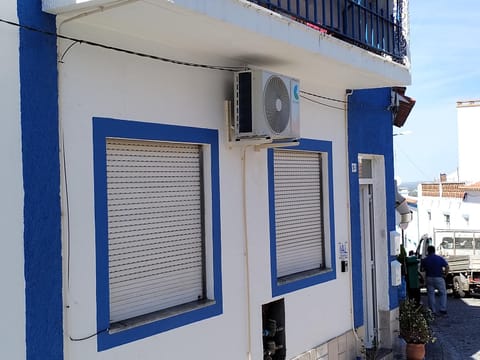 Property building, Street view, air conditioner