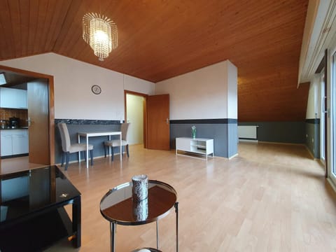 Wohnung mit Ausblick in Tauberbischofsheim Apartamento in Tauberbischofsheim