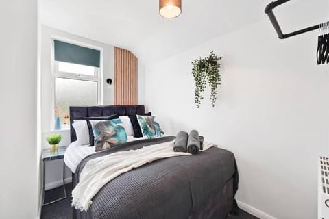 The Scandi Gem of Nottingham - Sleeps 10 Apartment in Nottingham