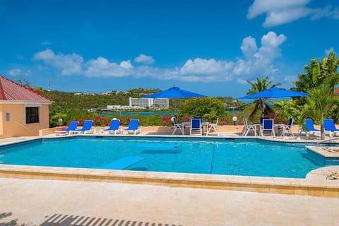 Villa by the sea Villa in Antigua and Barbuda