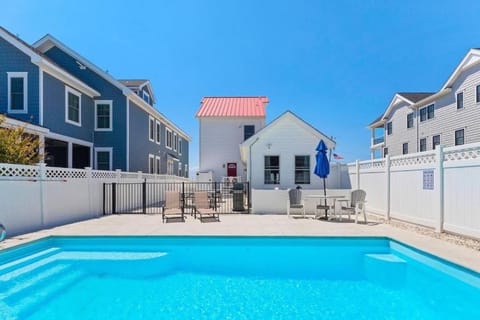 Blessings on the Bay!! Oceanfront Home with Heated Pool! Maison in North Cape May