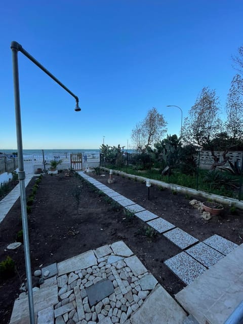 Garden, Sea view