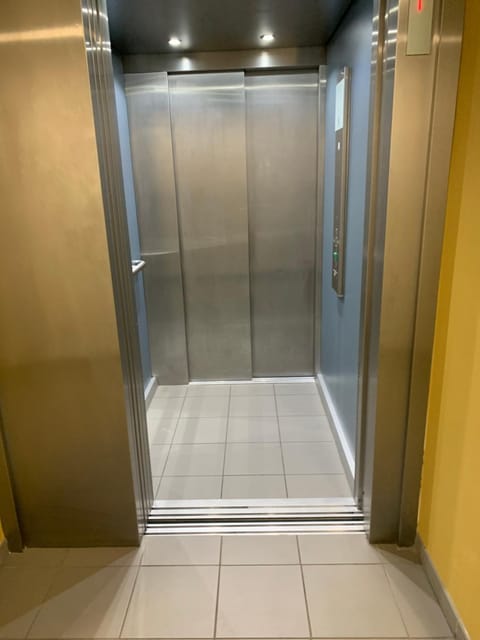 elevator