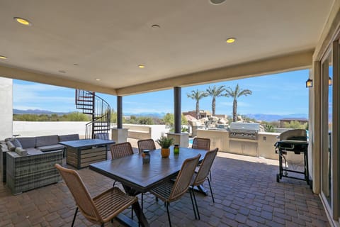 Luxury Estate, Sleeps 24, Sonoran by HomeStakes Villa in Pinnacle Peak