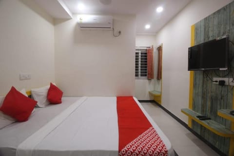 Arjuna Luxury Rooms Hotel in Hyderabad