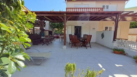 Relaxing Seaside Manors Apartment in Larnaca District