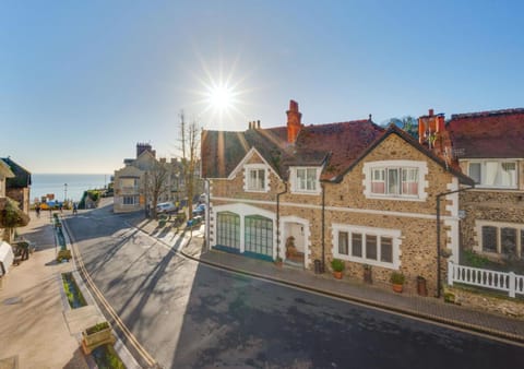 The Belvedere Apartment in Beer Beach