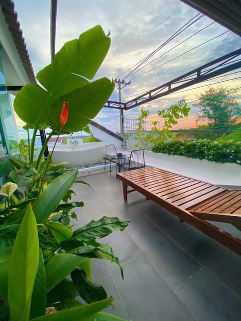 Garden, Balcony/Terrace