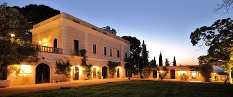 Property building, Facade/entrance, Sunset