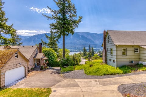 River Gorge Elegance House in Stevenson