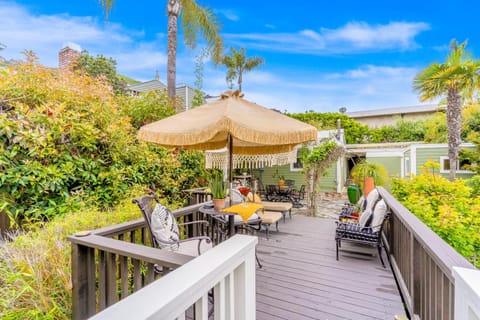 Hues and Views House in Laguna Niguel