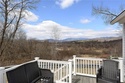 Pucker Street House in Stowe