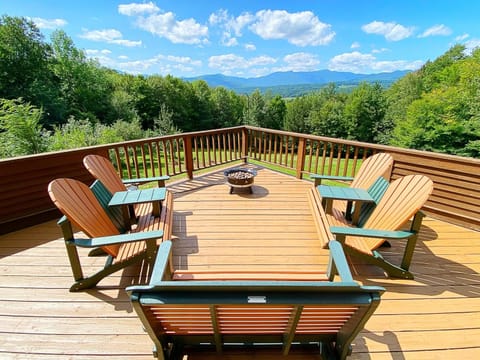 Nine Hearths Estate House in Stowe