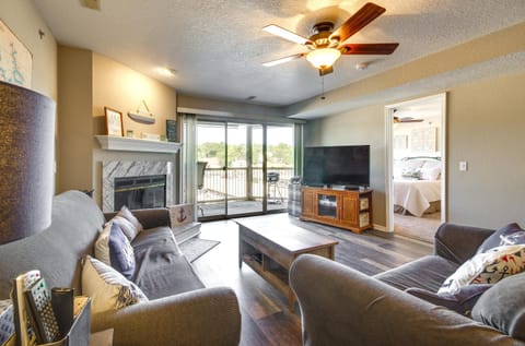 Osage Beach Vacation Rental with Main Channel Views! Condo in Osage Beach