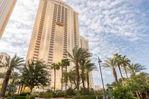 MGM Signature Towers by FantasticStay Resort in Las Vegas Strip