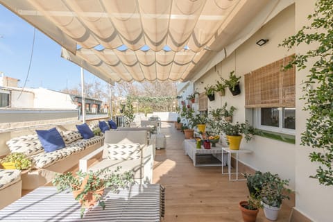 Property building, Balcony/Terrace