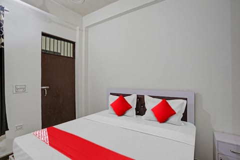 OYO 81321 Flagship Golden Crest Inn Hôtel in Noida