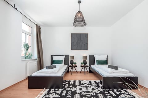 Dream for 4 - Smart TV Condo in Krefeld