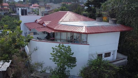 Amity Inn Hotel in Kodaikanal