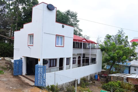 Amity Inn Hotel in Kodaikanal