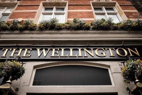 The Wellington Hotel Hotel in City of Westminster