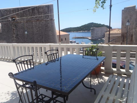 Old Town Vintage Apartment Apartment in Dubrovnik