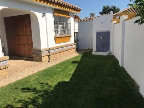 El Magnolio House in Chiclana de la Frontera