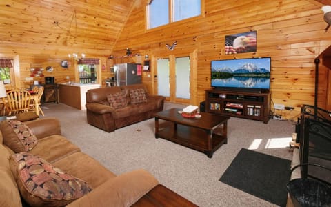 American Eagle Chalet in Sevierville