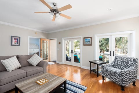 3076 Seabrook Village Drive House in Seabrook Island