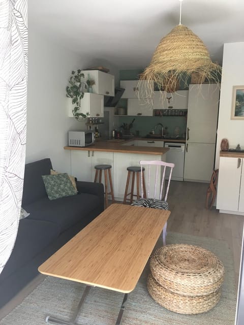 Kitchen or kitchenette, Living room, Dining area