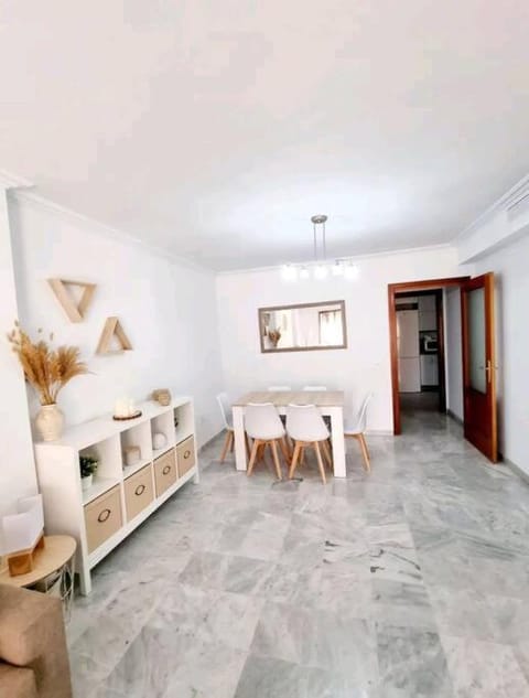 Increíble Apartamento Familiar Copropriété in Mairena del Aljarafe