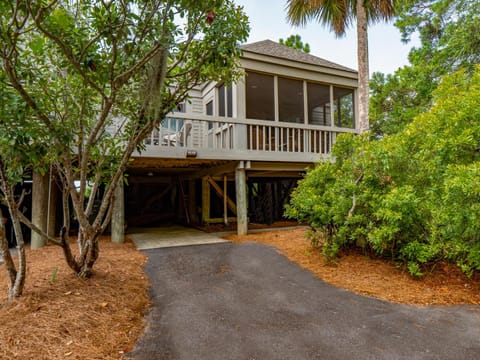 1515 Deer Pointe Villa House in Seabrook Island