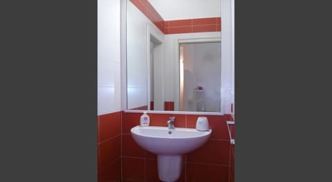 Fattoria Battilana Country House in Carrara